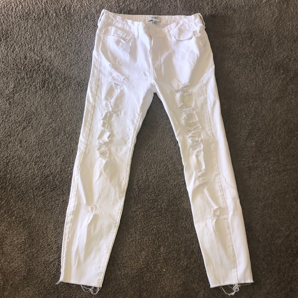 White Low Rise ankle fit ripped jeans - Picture 1 of 7